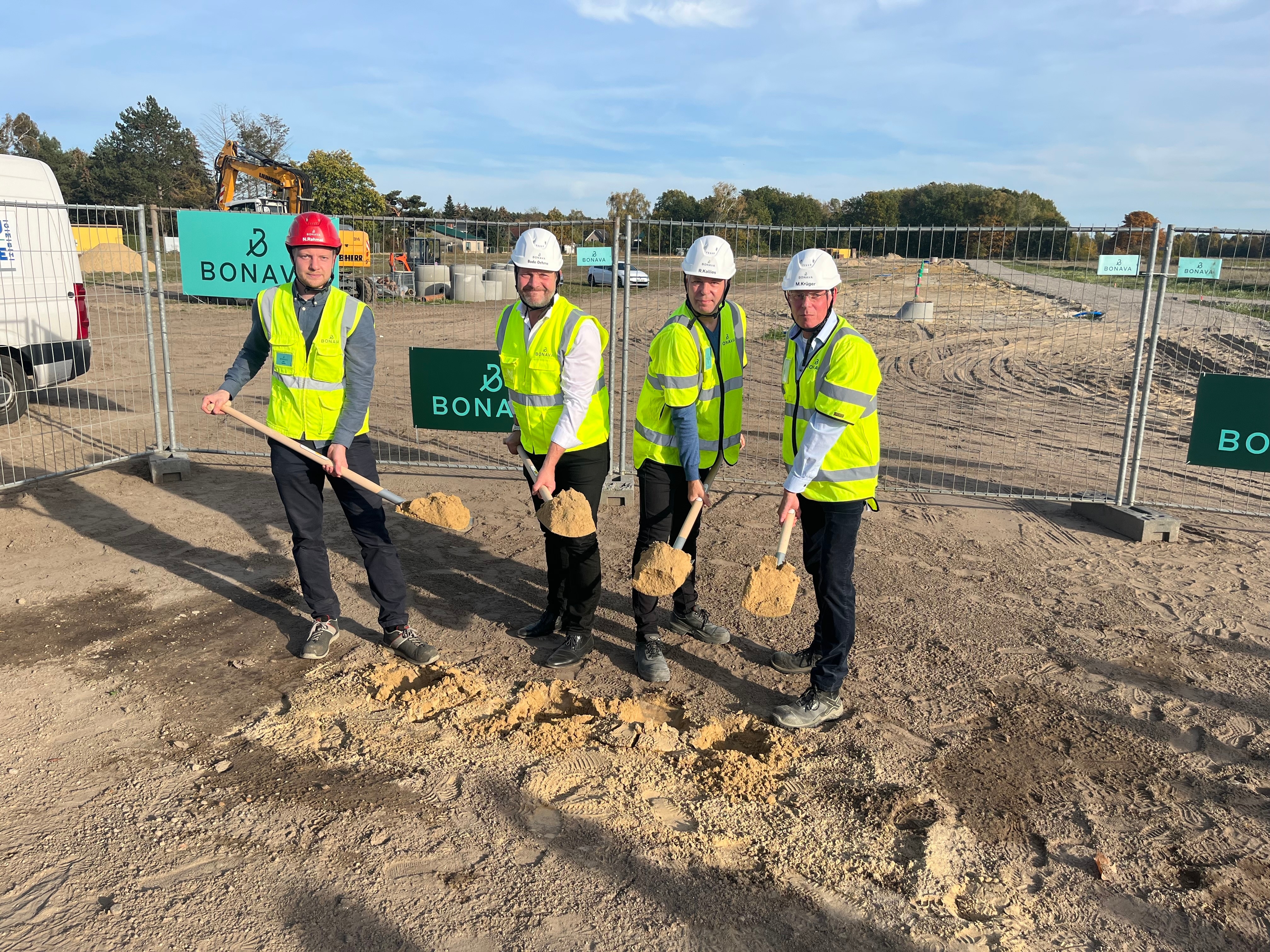 Spatenstich  für neues Familienquartier am Wiesenweg